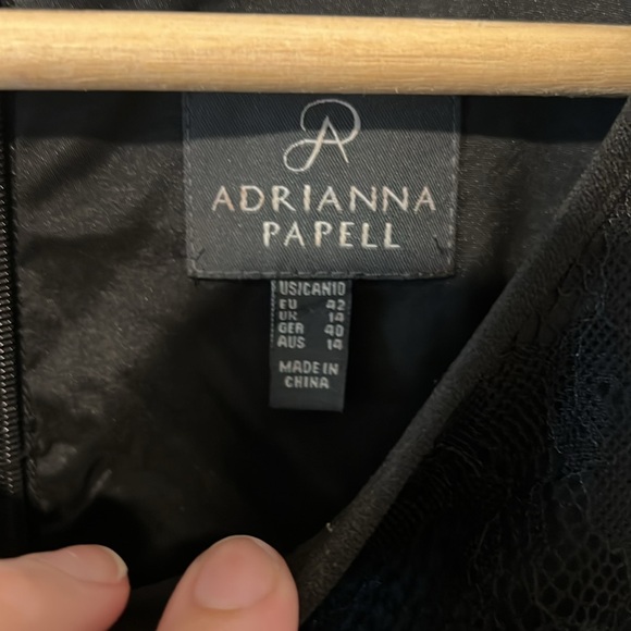 Adrianna Papell little black dress - Picture 5 of 6